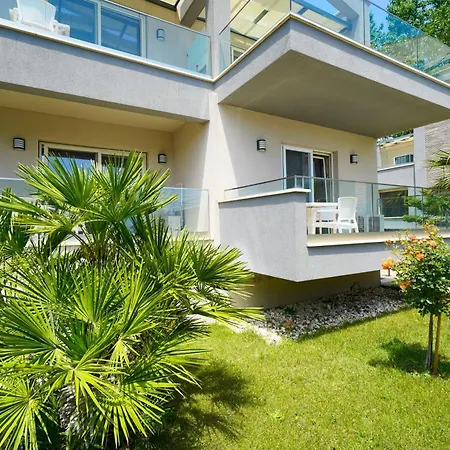 Aparthotel Vereya