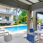 Vereya Χρυσή Αμμουδιά